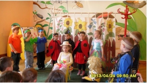 Przedszkolaki lubią teatr i ekologię